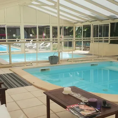 Les Hauts De Lastours Holiday park *