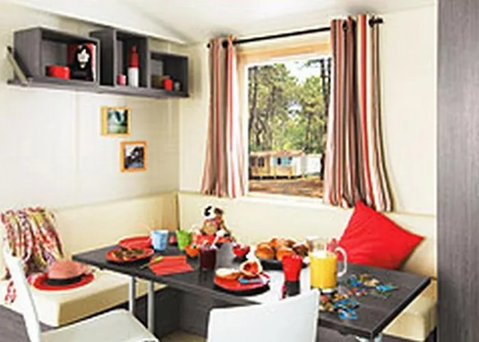 Les Hauts De Lastours * Belves